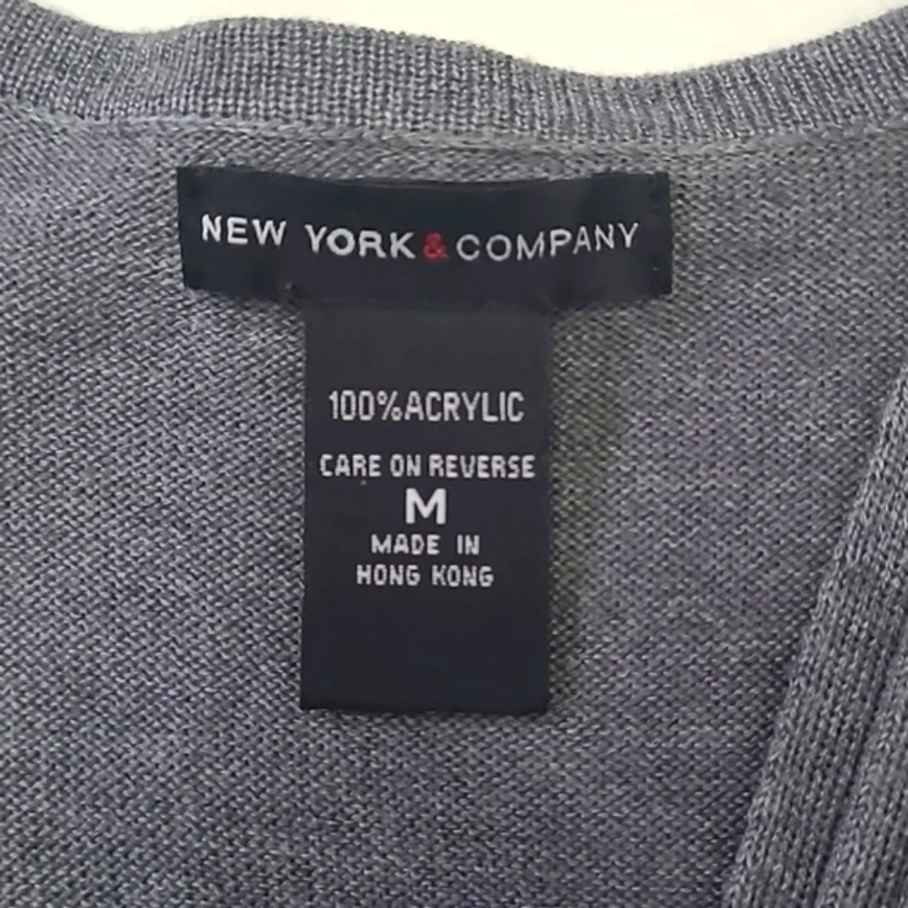New York & Co. Acrylic Sweater Vest Textured Cable Knit V-Neck Ribbed Cardigan